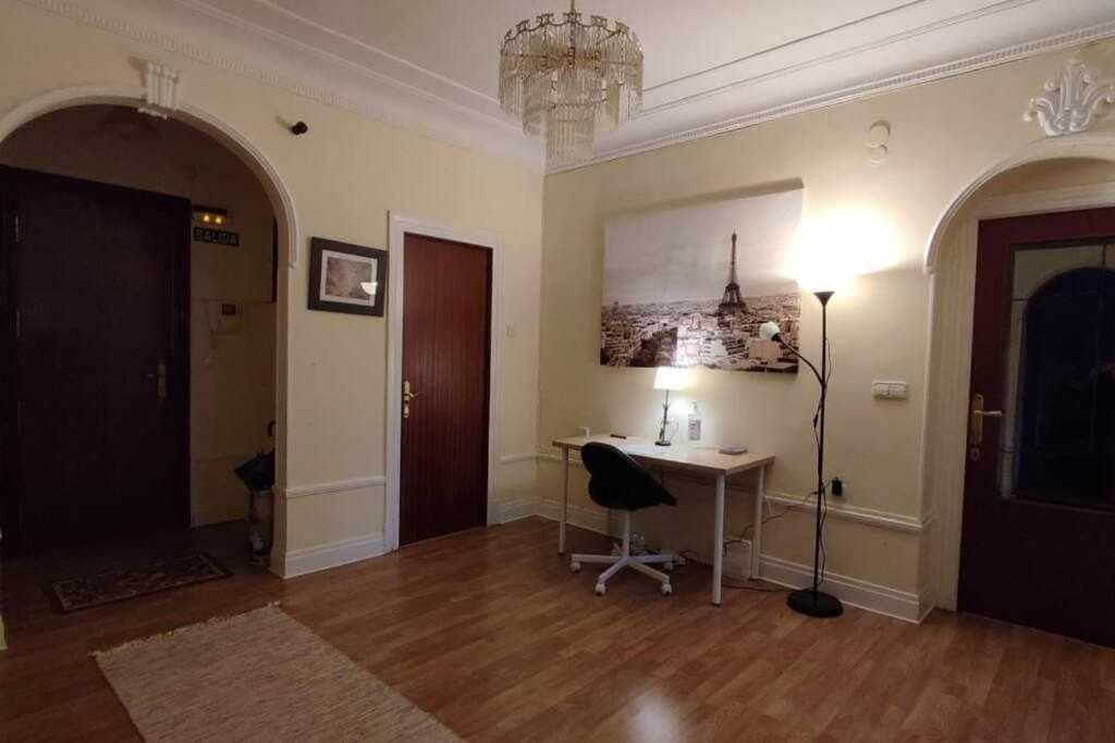 Fliphouse Rooms Pension ビルバオ エクステリア 写真