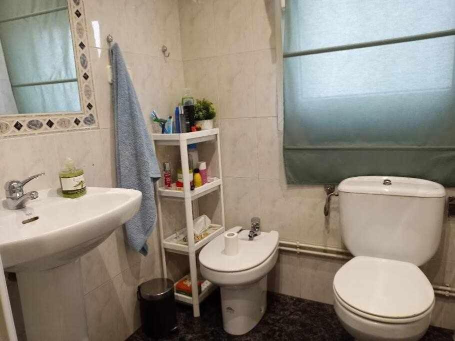 Fliphouse Rooms Pension ビルバオ エクステリア 写真