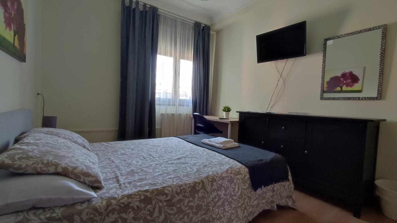 Fliphouse Rooms Pension ビルバオ エクステリア 写真