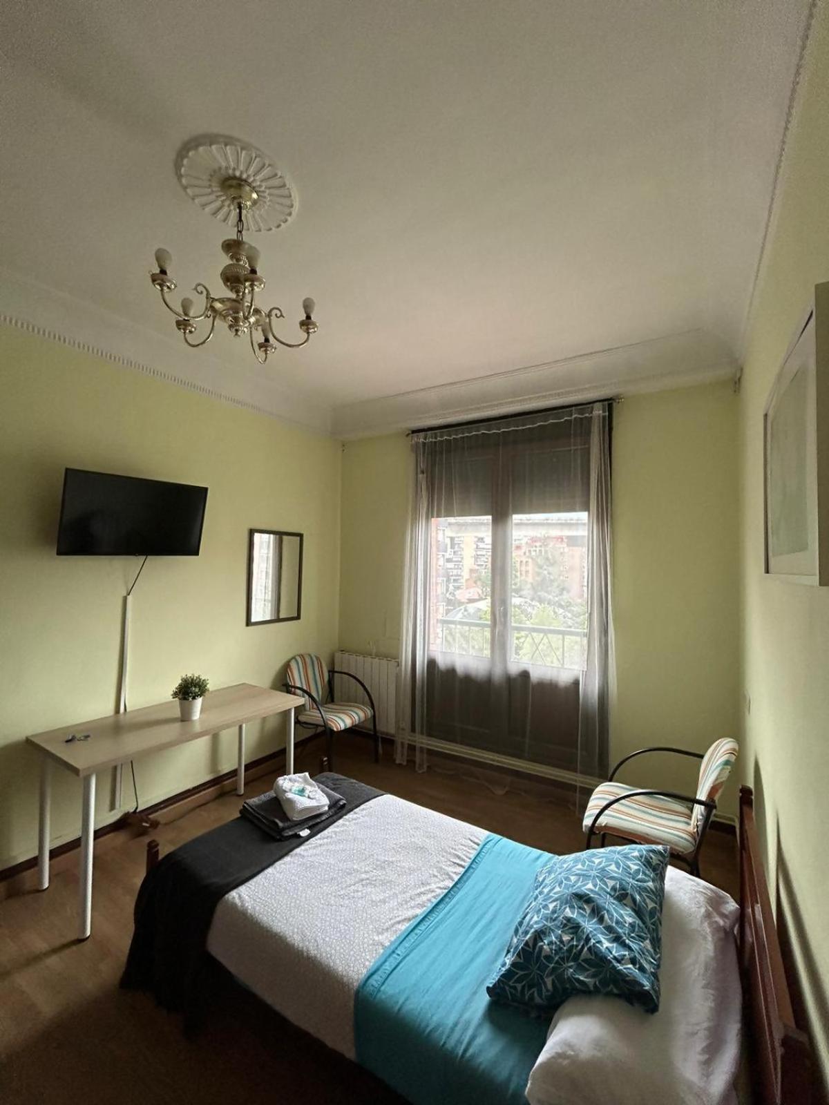 Fliphouse Rooms Pension ビルバオ エクステリア 写真